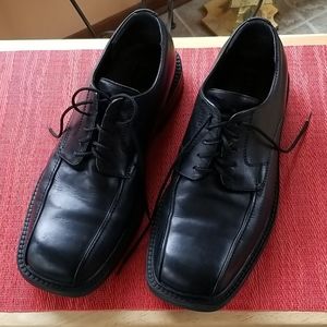 AXCESS BLACK MENS SHOES